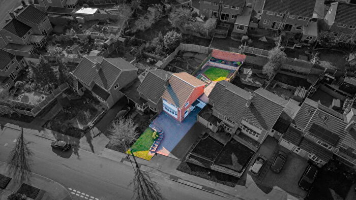 3 Bedroom Semi Detached House For Sale In Balmoral Road, Wordsley, Stourbridge, DY8