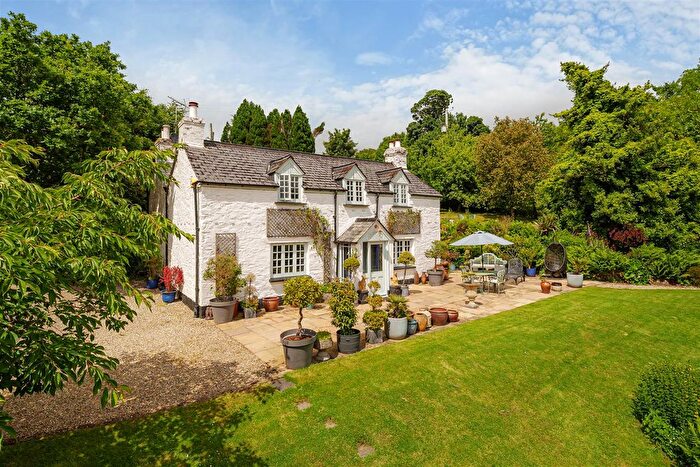 4 Bedroom Detached House For Sale In Kelly, Lifton, PL16