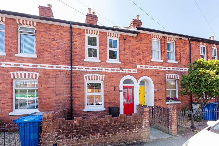 2 Bedroom Terraced House For Sale In Belmont Road, Maidenhead, SL6