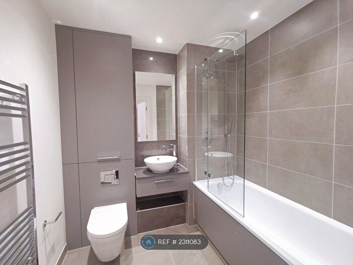 1 Bedroom Flat To Rent In Oldfield Lane North, Greenford, UB6