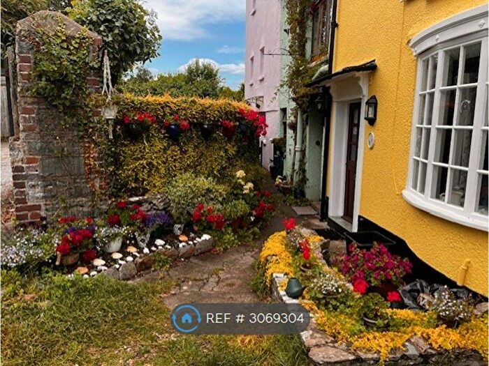 2 Bedroom Terraced House To Rent In St Mary's Square, Brixham, TQ5