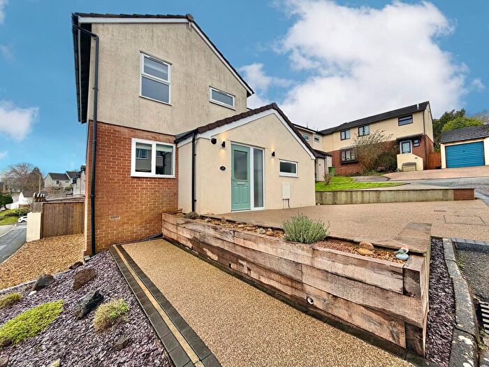 4 Bedroom Detached House To Rent In Widecombe Way, Exeter, EX4