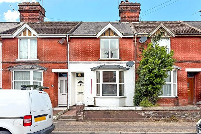 2 Bedroom Terraced House For Sale In Linden Road, Littlehampton, West Sussex, BN17