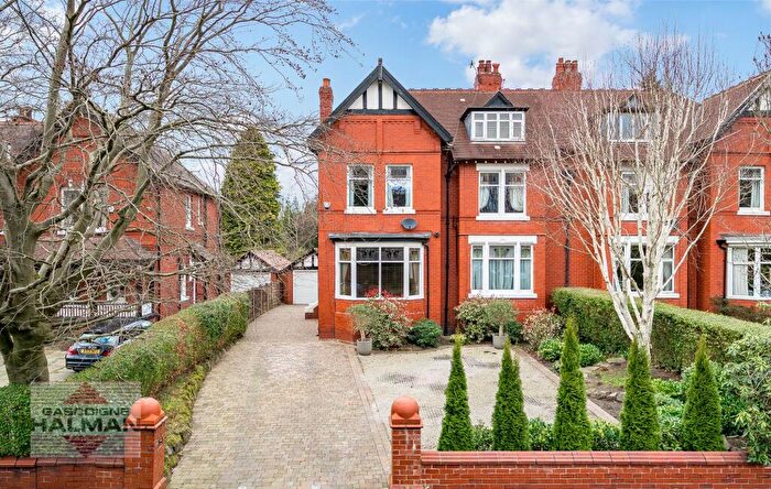 5 Bedroom Semi-Detached House For Sale In Clifton Park Road, Stockport, SK2