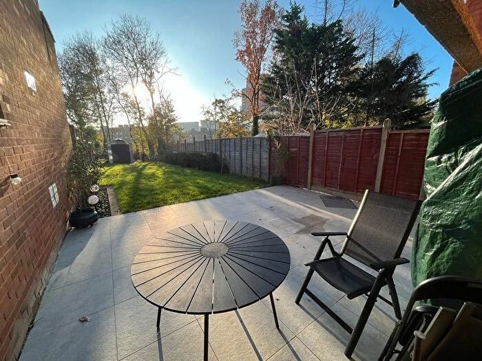 1 Bedroom Flat To Rent In Windsor Crescent, Wembley, HA9