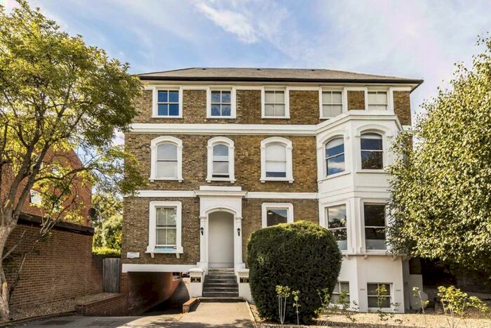 1 Bedroom Flat To Rent In Berrylands, Surbiton, KT5