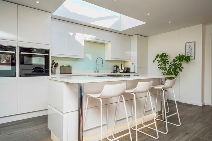 3 Bedroom Bungalow To Rent In Albemarle Road, Churchdown, Gloucester, GL3