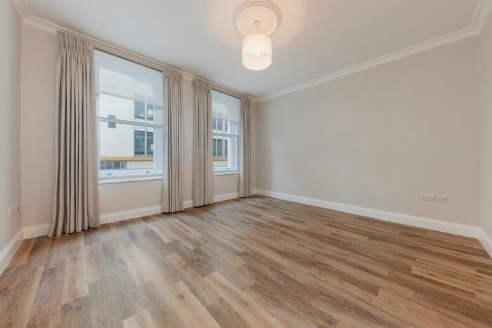 2 Bedroom Flat To Rent In Duke Of York Square, London, SW3