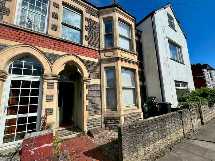 2 Bedroom Maisonette To Rent In Theobald Road, Canton, CF5