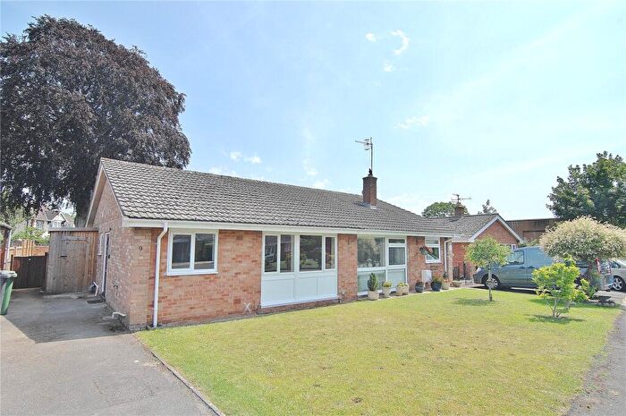 2 Bedroom Bungalow For Sale In White House Park, Cainscross, Stroud, Gloucestershire, GL5