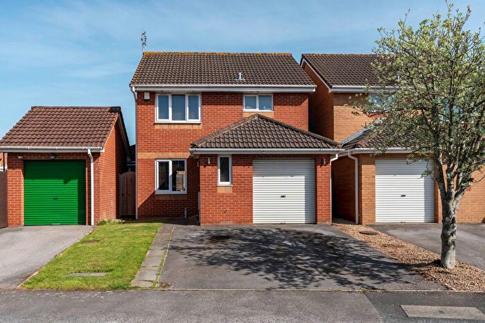 4 Bedroom Detached House For Sale In Emet Grove, Emersons Green, BS16