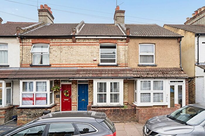 2 Bedroom Terraced House For Sale In Cecil Street, Watford, WD24