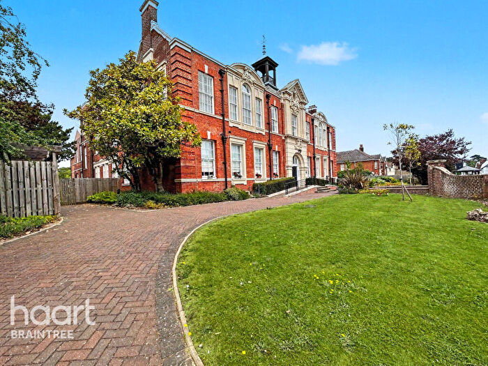 2 Bedroom Flat For Sale In Coggeshall Road, Braintree, CM7
