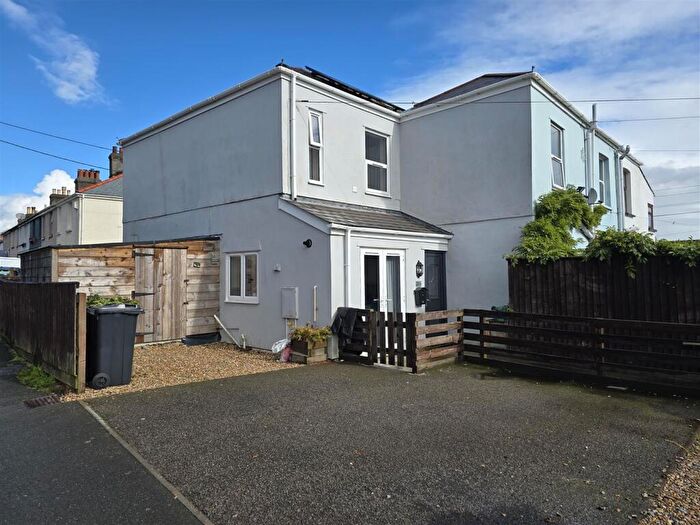2 Bedroom End Of Terrace House For Sale In Race Hill, Launceston, PL15