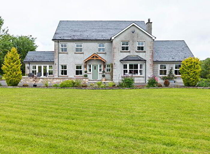 5 Bedroom Detached House For Sale In Drummeer Road, Lisbellaw, BT94