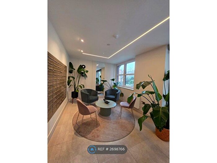 1 Bedroom Flat To Rent In Richmond House, Bournemouth, BH2