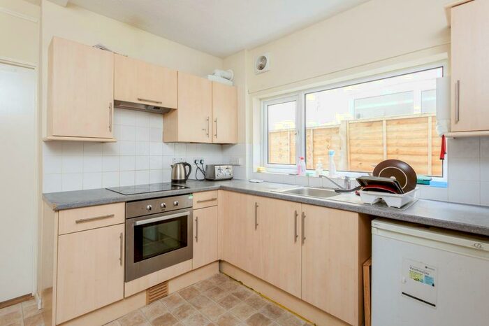 3 Bedroom Terraced House To Rent In Heidelberg Road, Southsea, PO4