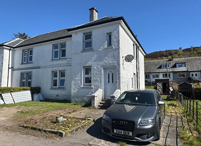 3 Bedroom Apartment For Sale In Hillfoot Terrace, Tarbert, PA29