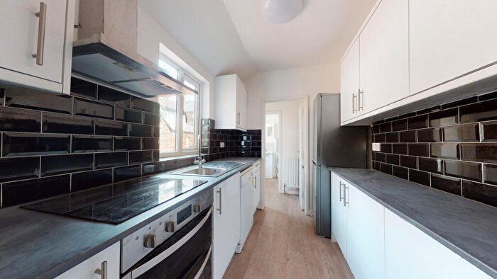 4 Bedroom House To Rent In Cromwell Street, Lincoln, LN2