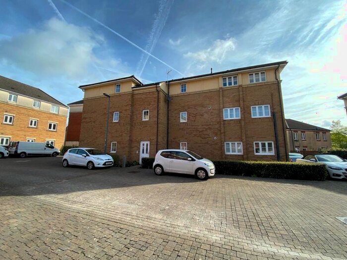 2 Bedroom Flat To Rent In Shepherds Walk, Bristol, BS32