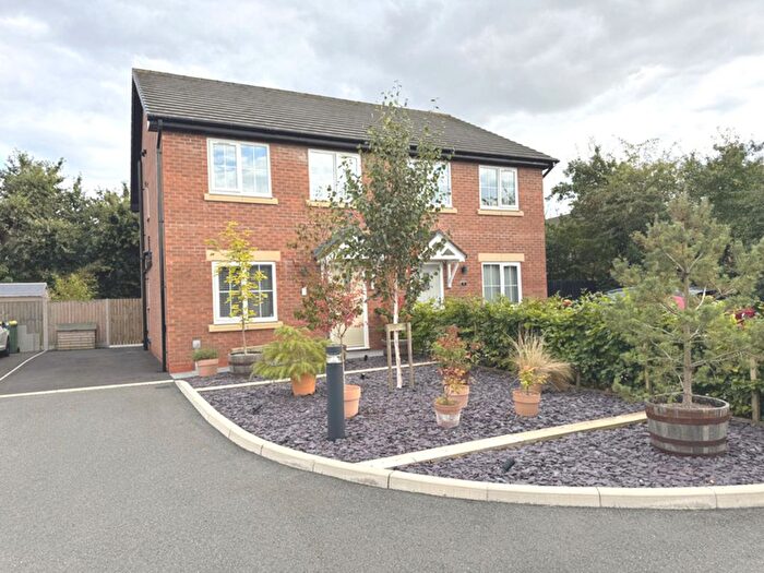 3 Bedroom Semi-Detached House For Sale In Nog Tow Close, Preston, PR4