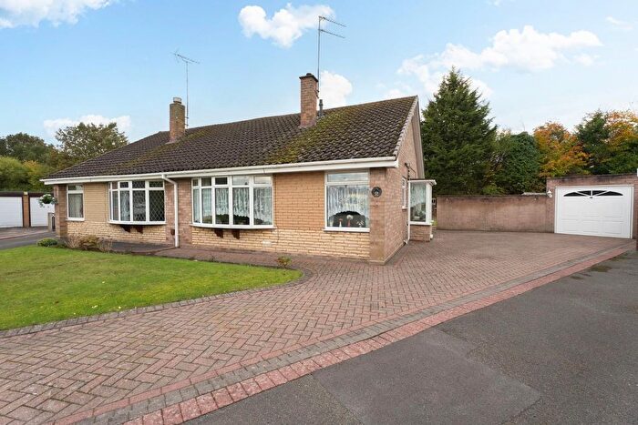 2 Bedroom Semi-detached Bungalow For Sale In Rennison Drive, Wombourne, Wolverhampton, WV5
