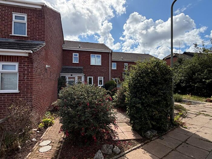 3 Bedroom Terraced House For Sale In Ferndale Gardens, St.Thomas, EX2