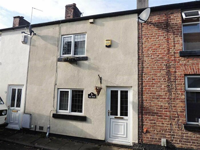 2 Bedroom Terraced House To Rent In Poleacre Lane, Woodley, SK6