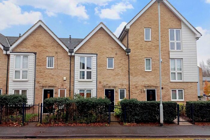 3 Bedroom Property To Rent In Belswains Lane, Hemel Hempstead, Unfurnished, Available From //, Month Initial Let, HP3