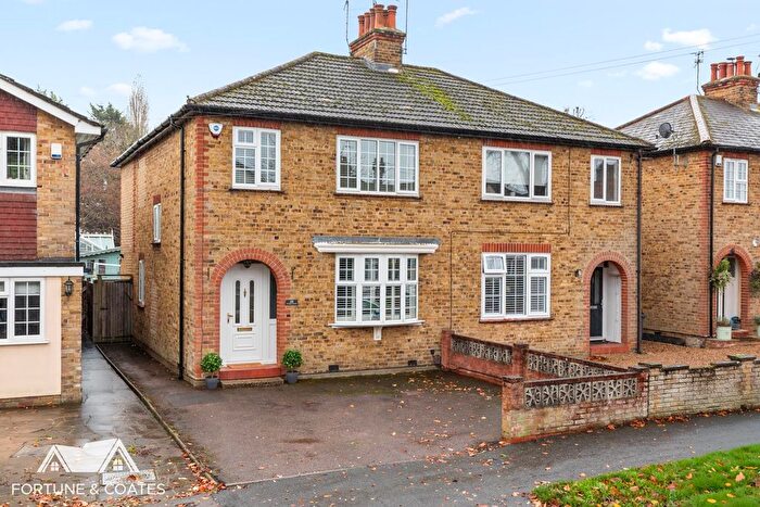 3 Bedroom Semi-Detached House For Sale In St. Johns Avenue, Harlow, CM17