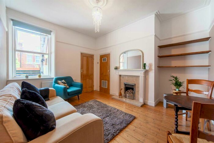 2 Bedroom Flat To Rent In Helmsley Road, Sandyford, NE2