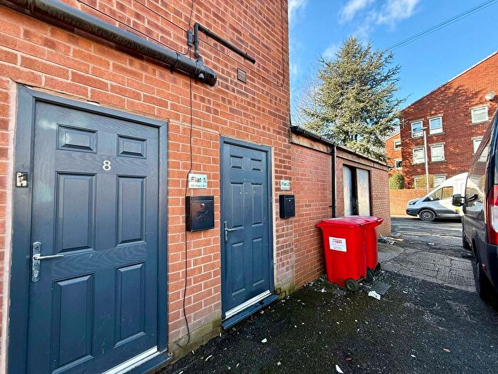 2 Bedroom Flat To Rent In Orrell Road, Orrell, Wigan, WN5