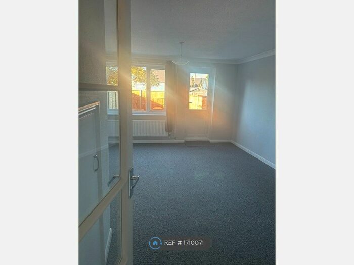 2 Bedroom Terraced House To Rent In Barfreston Close, Maidstone, ME15