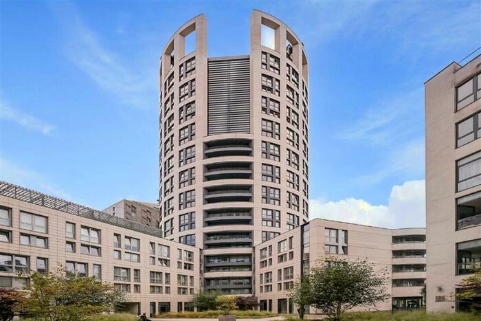 1 Bedroom Flat To Rent In City Road, Old Street, EC1V