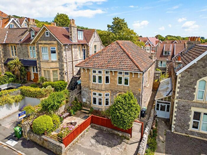4 Bedroom Detached House For Sale In Shrubbery Walk, Weston-Super-Mare, BS23