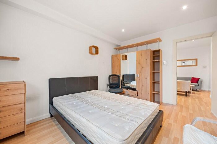 2 Bedroom Flat To Rent In Balfour Street, London, SE17