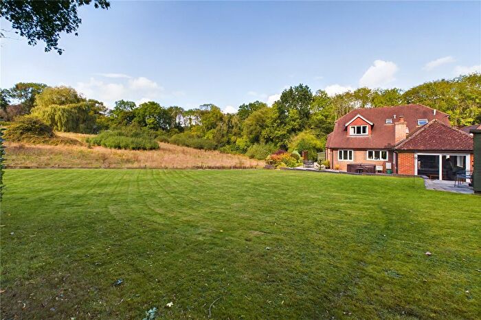 4 Bedroom Detached House For Sale In New Road Hill, Midgham, Reading, Berkshire, RG7