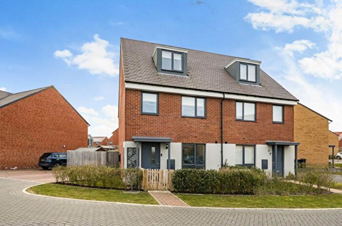 3 Bedroom Semi-Detached House For Sale In Clews Grove, Wootton, Bedford, MK43