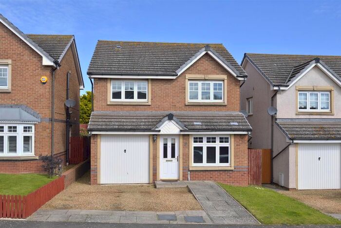 4 Bedroom Detached House For Sale In Acredale Road, Eyemouth, TD14