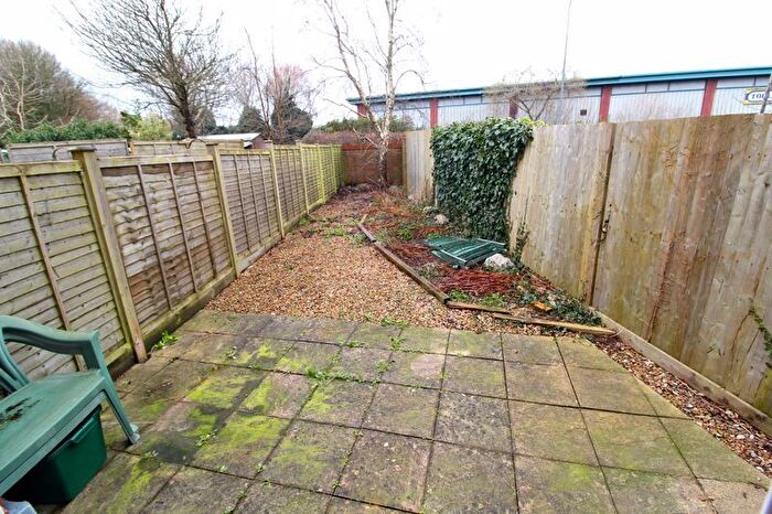 1 Bedroom Flat For Sale In Grange Close, Bradley Stoke, Bristol, BS32