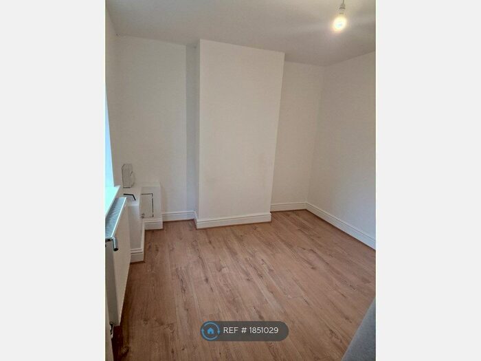 3 Bedroom Terraced House To Rent In The Green, Hartford, CW8