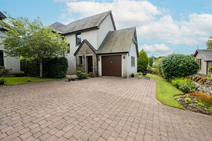 4 Bedroom Detached House For Sale In Benvie Road, Fowlis Dundee, DD2