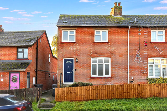 End Of Terrace House For Sale In Colne Road, Halstead, Essex, CO9