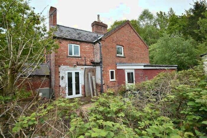 2 Bedroom Semi-Detached House For Sale In Stapleford Lane, Coddington, Newark, NG24