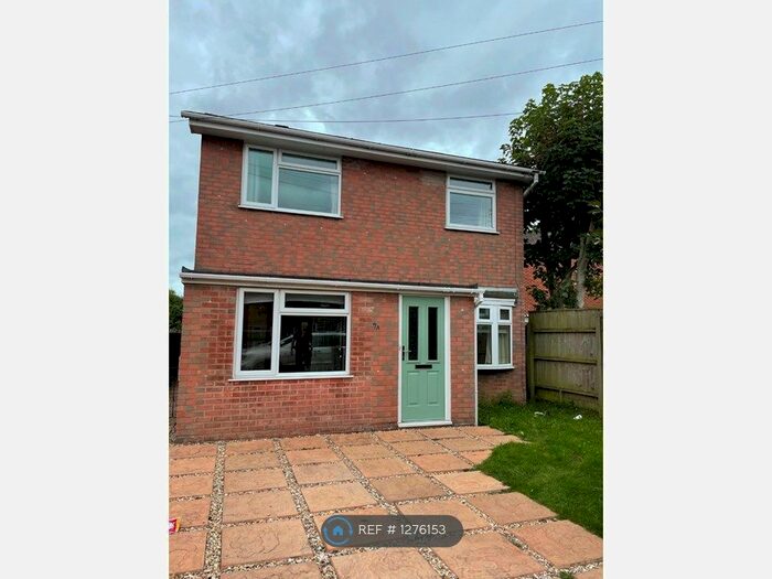 6 Bedroom Detached House To Rent In Cranmer Road, Bournemouth BH9