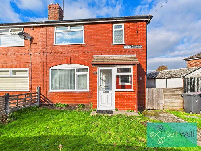 3 Bedroom Semi-Detached House For Sale In Shirley Avenue, Swinton, Manchester, M27