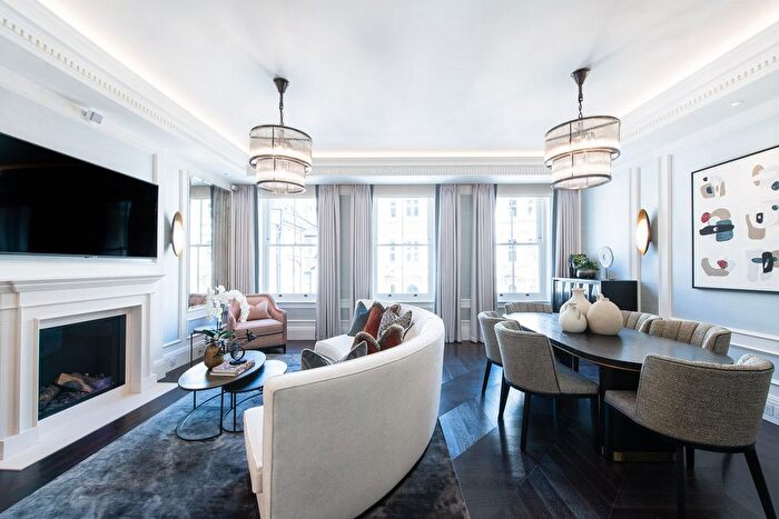 2 Bedroom Flat To Rent In Prince Of Wales Terrace, London, W8