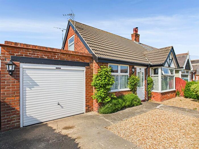 3 Bedroom Semi-Detached Bungalow For Sale In Windsor Road, Mablethorpe, LN12
