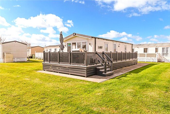 2 Bedroom Park Home For Sale In Chewton Sound, Hoburne Naish Holiday Park, Barton On Sea, Hampshire, BH25
