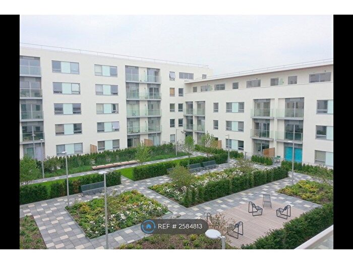 1 Bedroom Flat To Rent In Streatham High Road, London, SW16